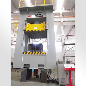 鑄鍛液壓機(jī)：工業(yè)制造的強(qiáng)大力量